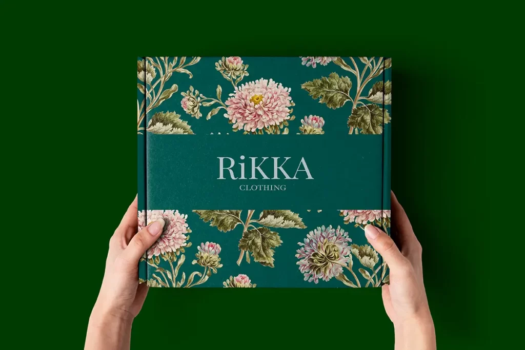 طراحی و چاپ جعبه هدیه لاکچری پوشاک با متریال مقاوم و چاپ حرفهای | چاپ مشهد